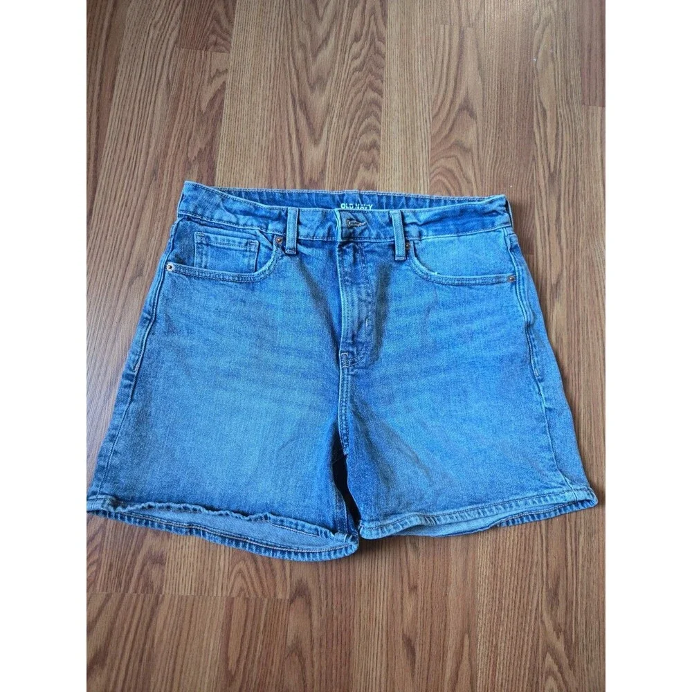 Old Navy Women's Denim Shorts Size 12 Light Wash Denim NWT